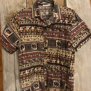 Large cotton collared short sleeve button down